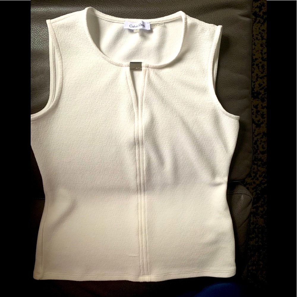 Calvin Klein sleeveless blouse M